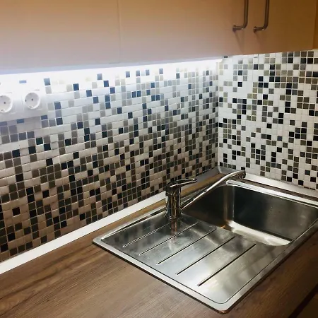 Sunshine Apartment *