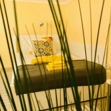 Sunshine Apartment *